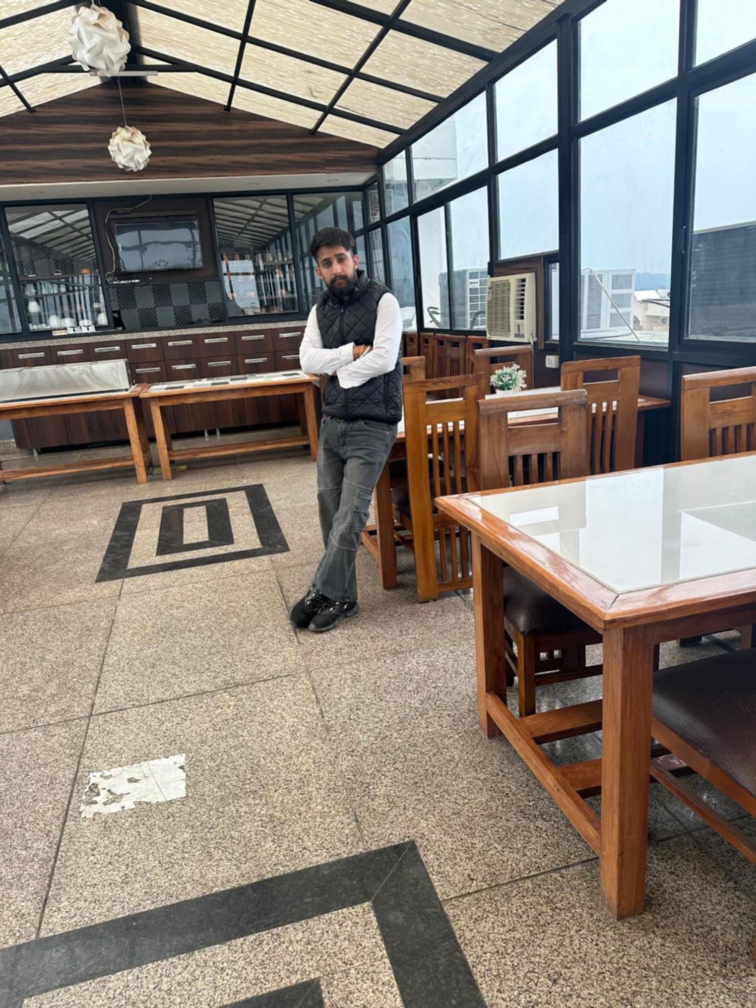 Hotel Katra Royal Stay エクステリア 写真