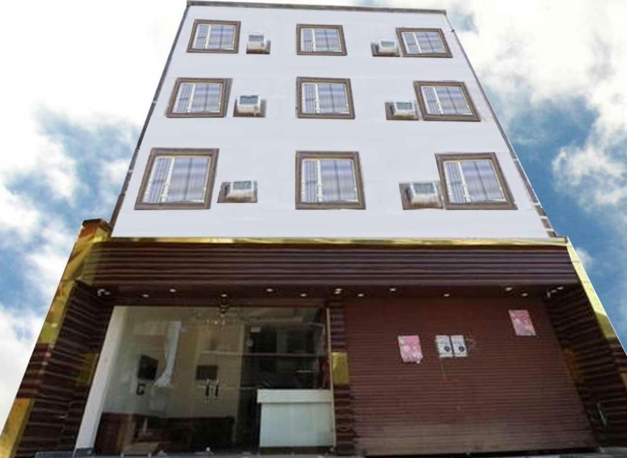 Hotel Katra Royal Stay エクステリア 写真